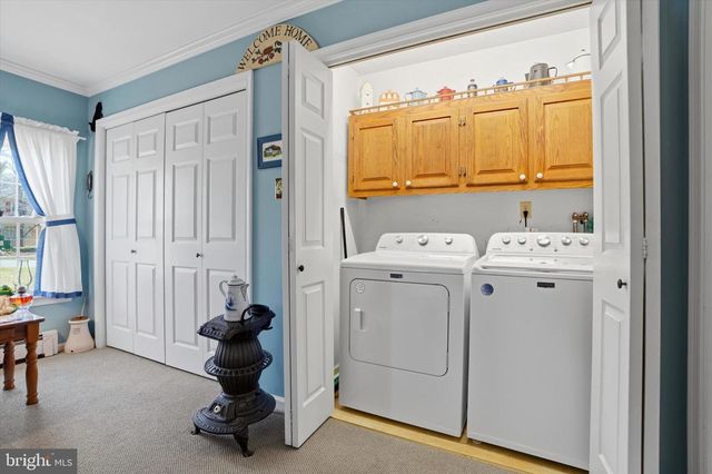 863 HUNTERS RUN RD, Pottstown, PA 19465