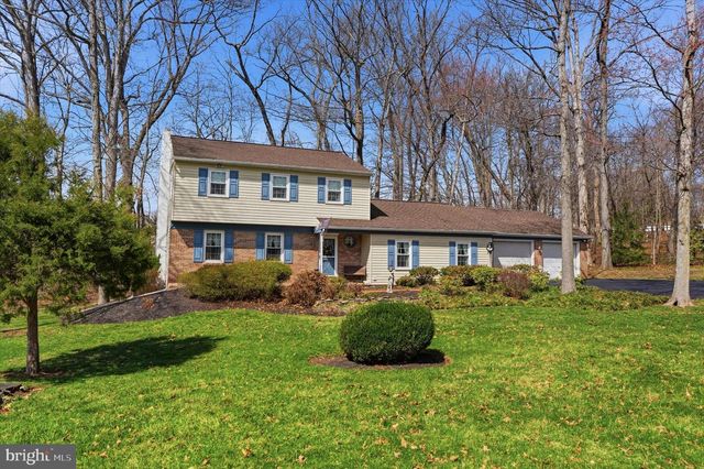 863 HUNTERS RUN RD, Pottstown, PA 19465