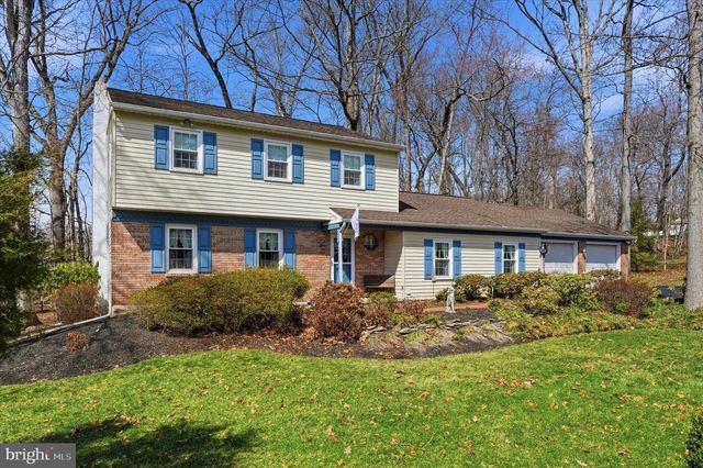 863 HUNTERS RUN RD, Pottstown, PA 19465
