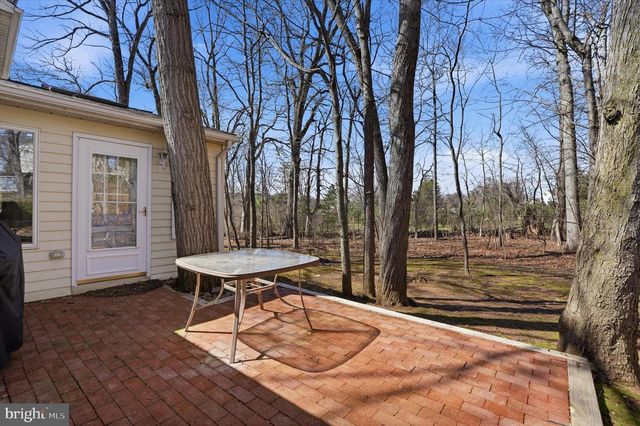 863 HUNTERS RUN RD, Pottstown, PA 19465