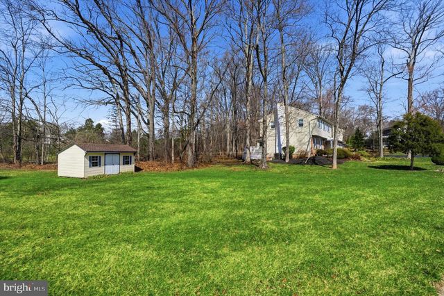 863 HUNTERS RUN RD, Pottstown, PA 19465