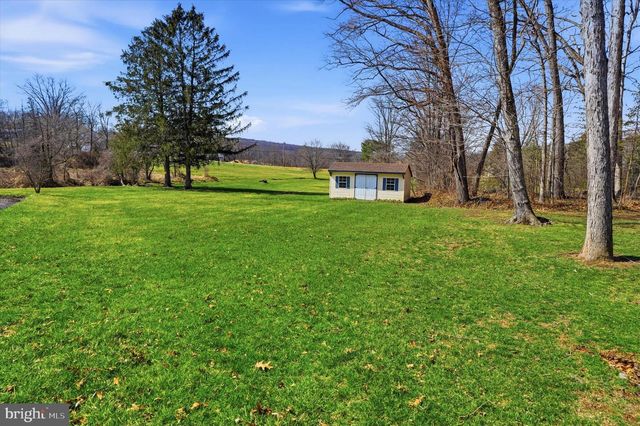 863 HUNTERS RUN RD, Pottstown, PA 19465