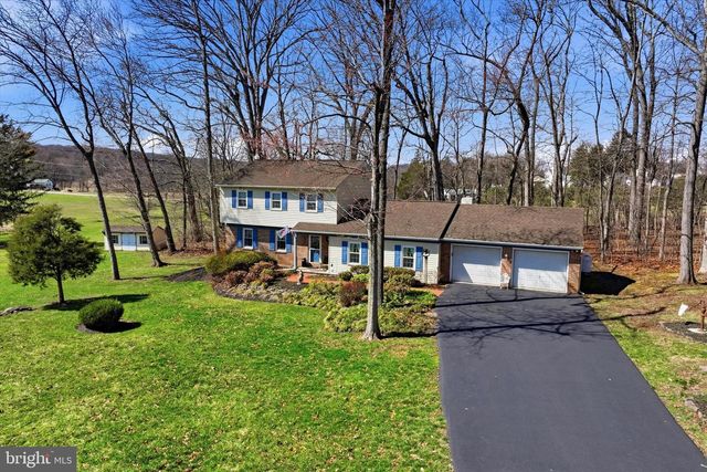 863 HUNTERS RUN RD, Pottstown, PA 19465