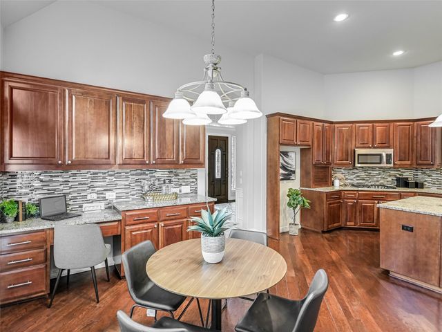 2012 Val Verde DR, Austin, TX 78732