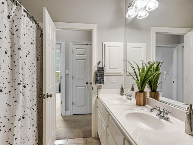 2012 Val Verde DR, Austin, TX 78732