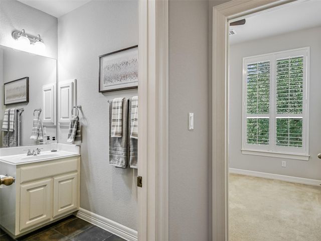 2012 Val Verde DR, Austin, TX 78732