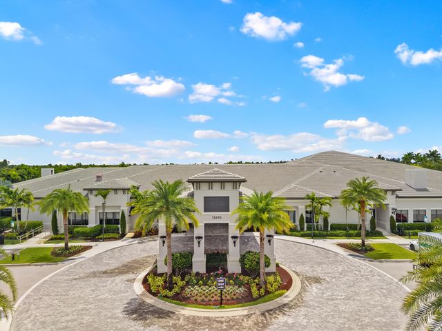 12879 Parrot Pond Road, Boynton Beach, FL 33473