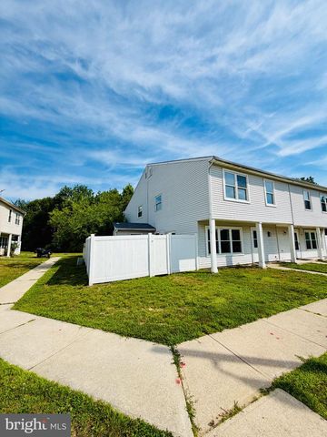 1 LOGAN CT, Sicklerville, NJ 08081