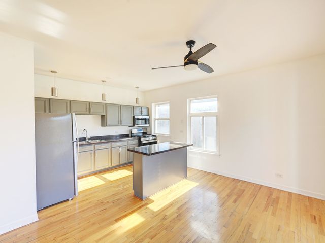757 S Independence Boulevard 3S, Chicago, IL 60624