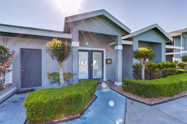 6033 34TH STREET W 145, Bradenton, FL 34210