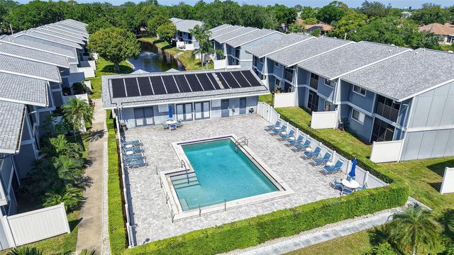 6033 34TH STREET W 145, Bradenton, FL 34210