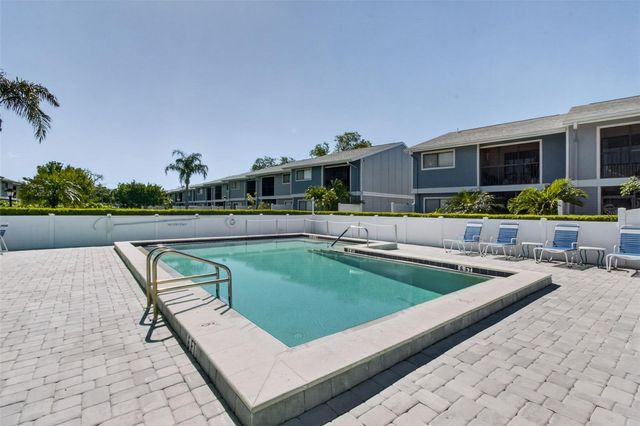 6033 34TH STREET W 145, Bradenton, FL 34210