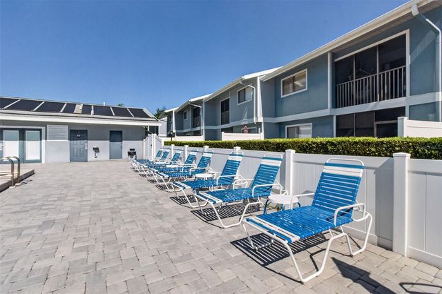 6033 34TH STREET W 145, Bradenton, FL 34210