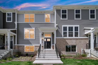 14951 S McCarthy Circle 14951, Plainfield, IL 60544