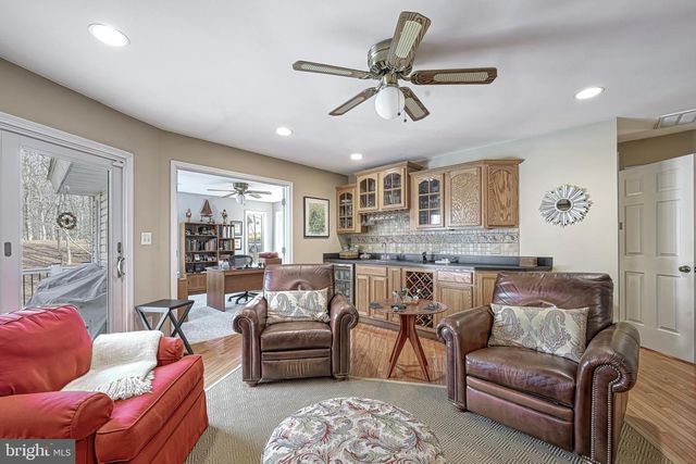 7102 OAKWOOD DR, Orange, VA 22960