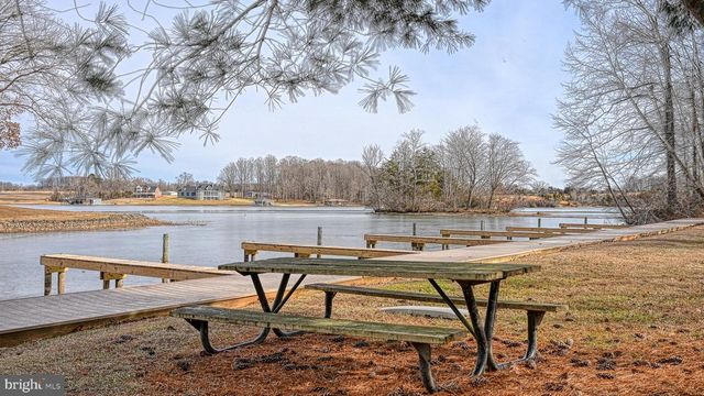 7102 OAKWOOD DR, Orange, VA 22960