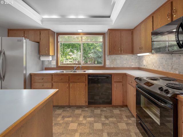 5137 Ne STABLE Dr, Hillsboro, OR 97124