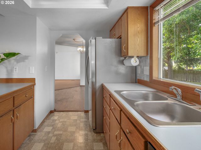 5137 Ne STABLE Dr, Hillsboro, OR 97124
