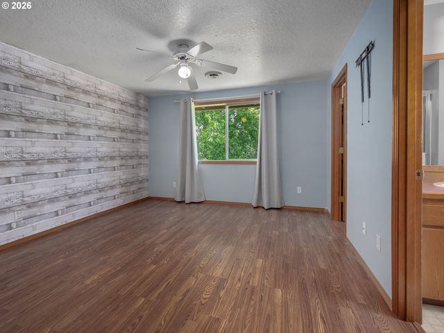 5137 Ne STABLE Dr, Hillsboro, OR 97124