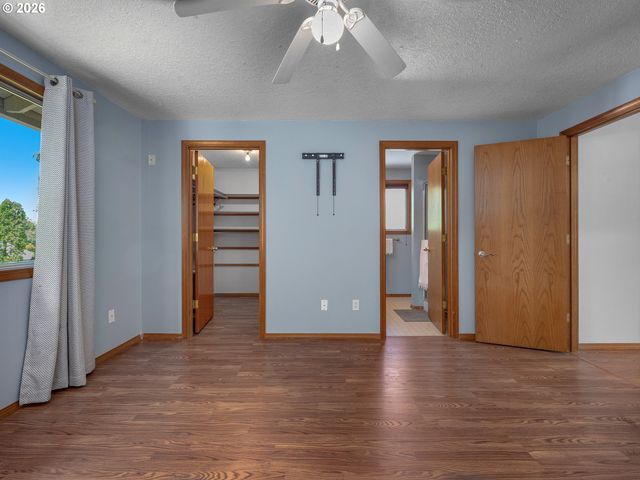 5137 Ne STABLE Dr, Hillsboro, OR 97124