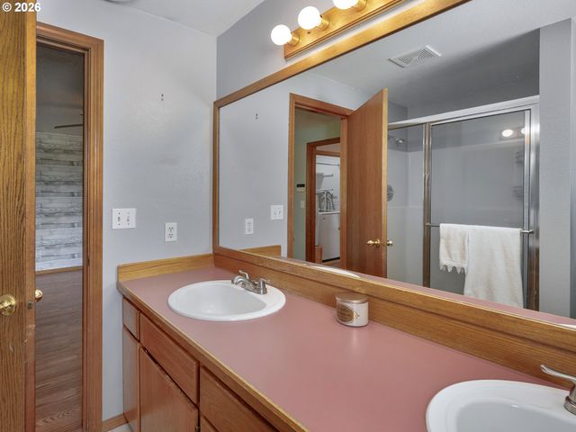 5137 Ne STABLE Dr, Hillsboro, OR 97124