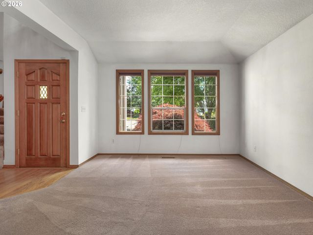 5137 Ne STABLE Dr, Hillsboro, OR 97124