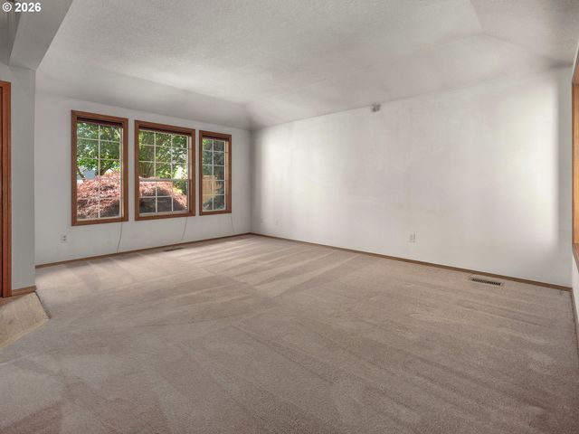 5137 Ne STABLE Dr, Hillsboro, OR 97124