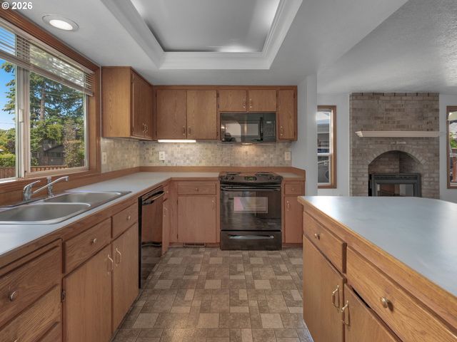 5137 Ne STABLE Dr, Hillsboro, OR 97124
