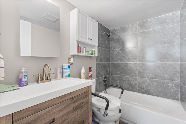 4500 N Federal Highway 156, Lighthouse Point, FL 33064