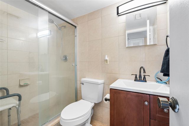 4500 N Federal Highway 156, Lighthouse Point, FL 33064