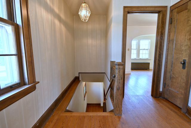 6840 N Olcott Avenue, Chicago, IL 60631