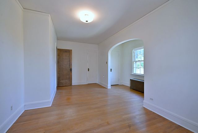 6840 N Olcott Avenue, Chicago, IL 60631