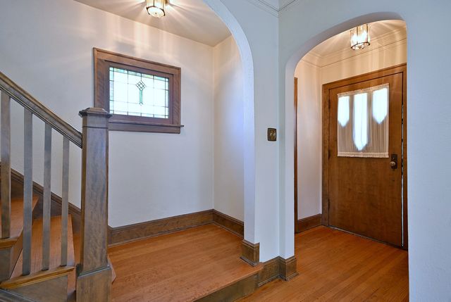 6840 N Olcott Avenue, Chicago, IL 60631