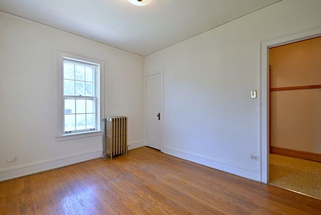 6840 N Olcott Avenue, Chicago, IL 60631