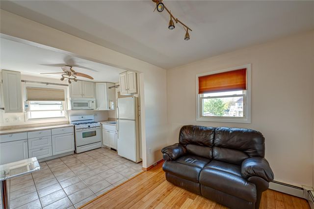 49 N Maple Street, Farmingdale, NY 11735