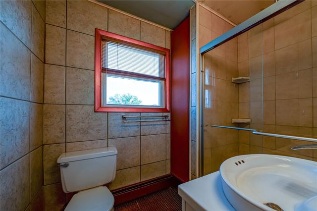 49 N Maple Street, Farmingdale, NY 11735