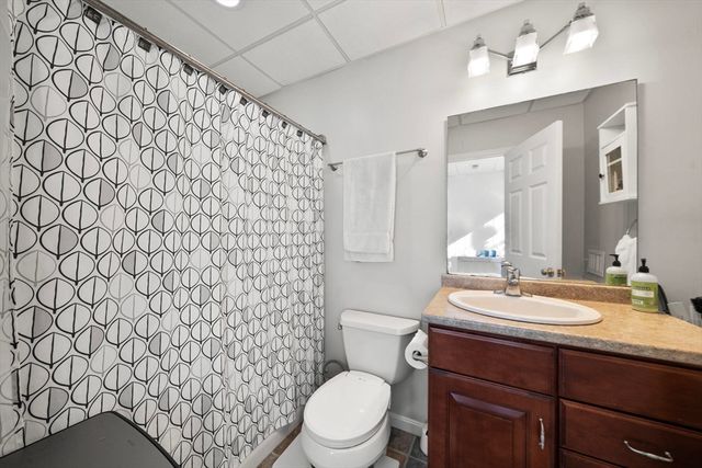 6 Fairlawn Avenue, Burlington, MA 01803