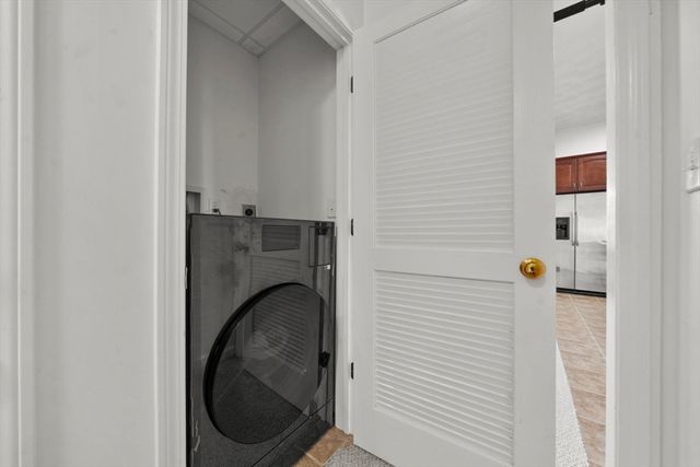 6 Fairlawn Avenue, Burlington, MA 01803