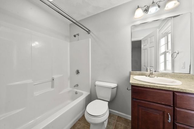 6 Fairlawn Avenue, Burlington, MA 01803