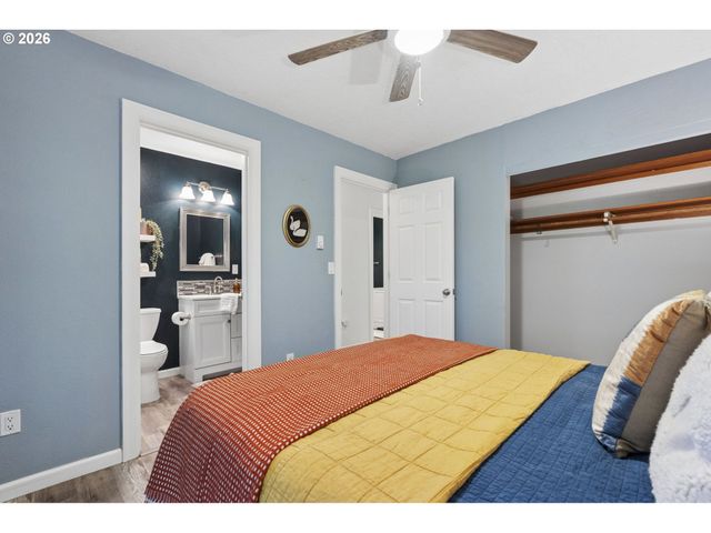 38041 Se RICKERT Rd, Corbett, OR 97019