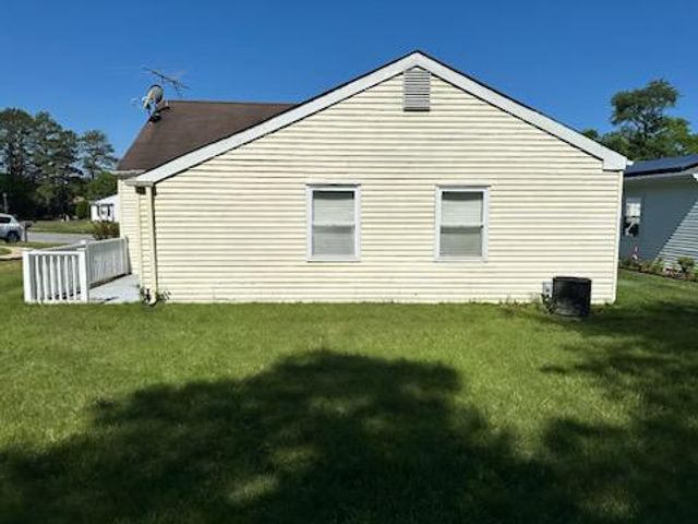 30 NARBERTH PL, Southampton, NJ 08088