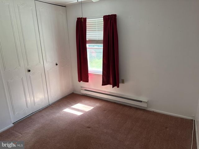 30 NARBERTH PL, Southampton, NJ 08088