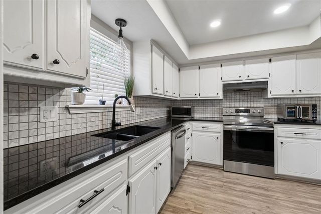 9912 S Country Club Drive, Oklahoma City, OK 73159