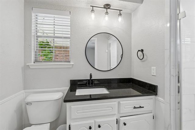 9912 S Country Club Drive, Oklahoma City, OK 73159