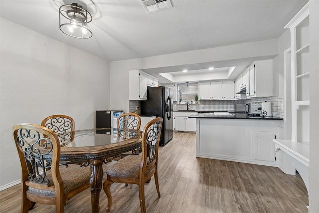 9912 S Country Club Drive, Oklahoma City, OK 73159