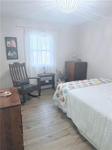 7106 Lundeen Drive, Country Club, MO 64505