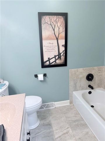 7106 Lundeen Drive, Country Club, MO 64505