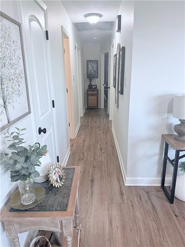 7106 Lundeen Drive, Country Club, MO 64505