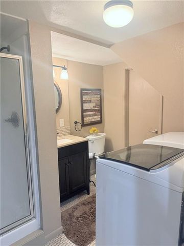 7106 Lundeen Drive, Country Club, MO 64505