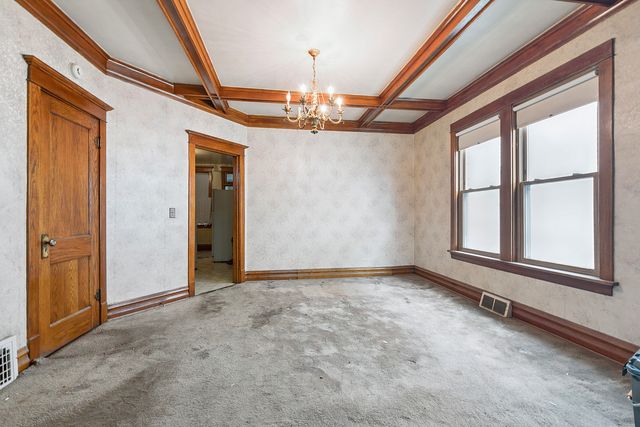 5740 S Trumbull Avenue, Chicago, IL 60629